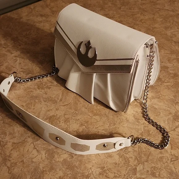 Princess Leia Inspired: Loungefly White Cosplay Chain Strap Crossbody - Picture 2 of 5